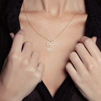 Collier Y